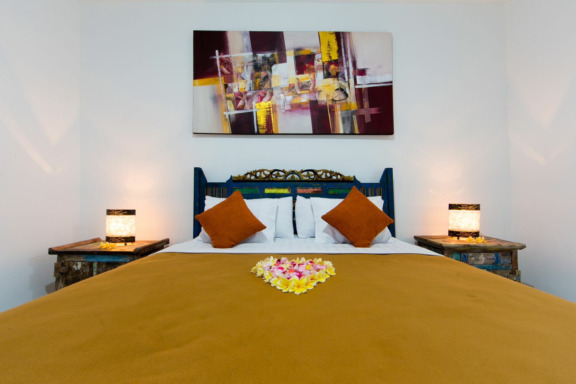 Bening House And Spa Seminyak Exterior foto